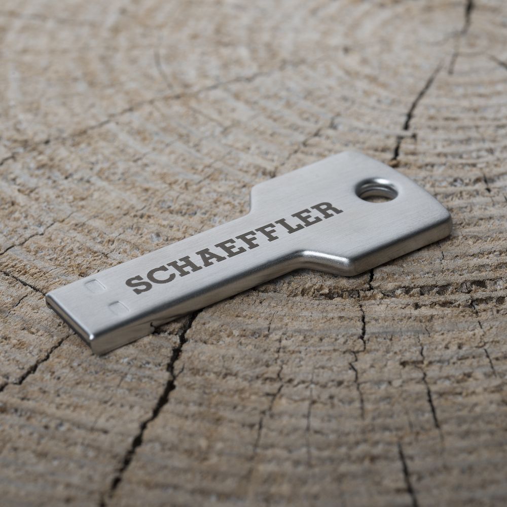 USB ���� ����� "����", 8 ��