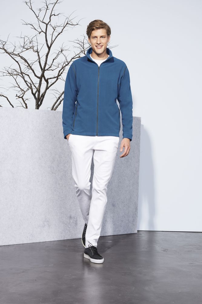 ������ ������� NOVA MEN 200, �����-�����