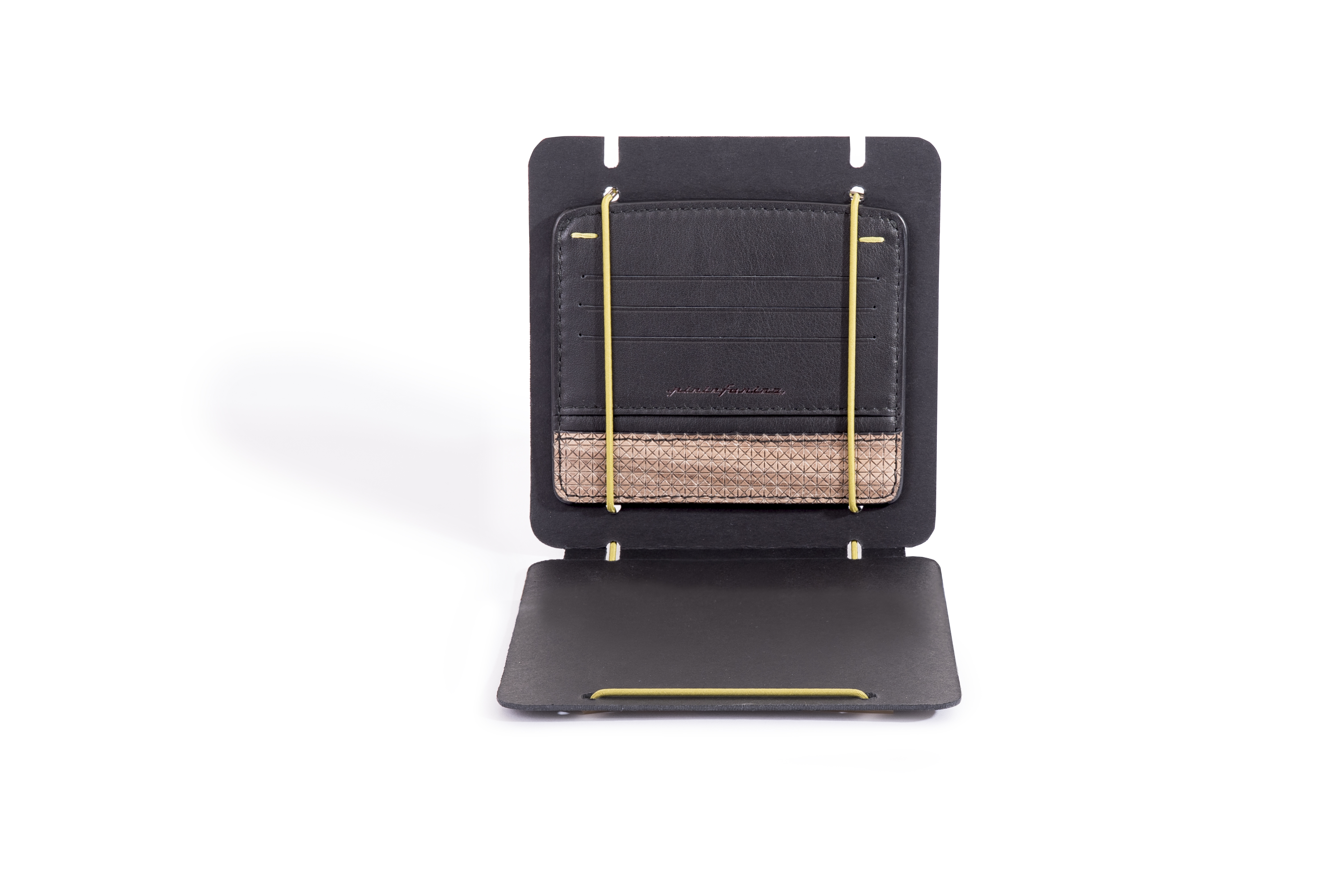 ���������� ��� ��������� ���� PININFARINA FOLIO CREDIT CARD HOLDER