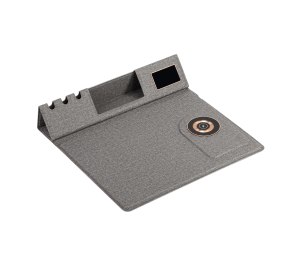 ���������� �������� ��������� "Cool Mat" � ������������ (15W) ��, ��������� ���������� ��������, �������� MagSafe � �������� ��� ����