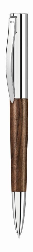 ����� ��������� Titan Wood