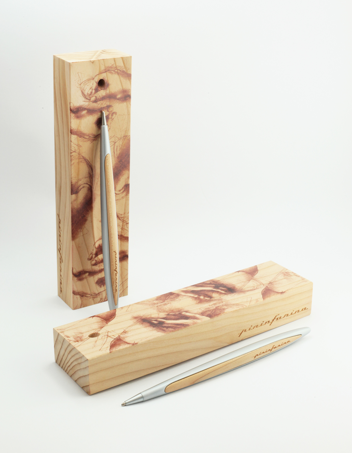 ����� �� ���� ����� Pininfarina Cambiano BOX CEDARWOOD