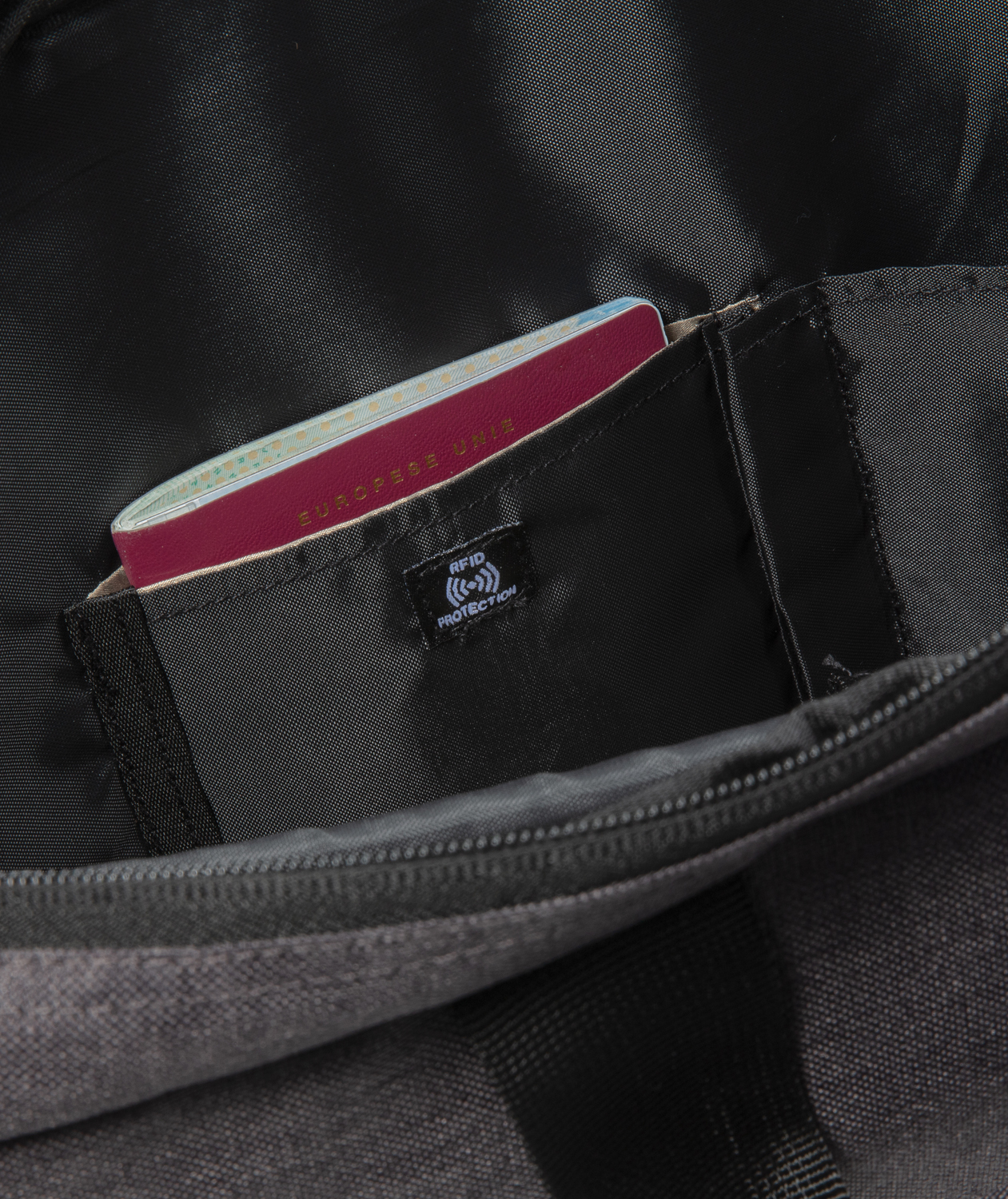 ����� ��� �������� Duo color � RFID �������, 15.6� (�� �������� ���)