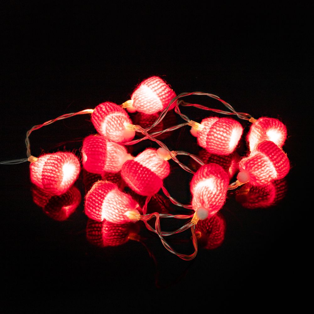  Cosy Poms, 