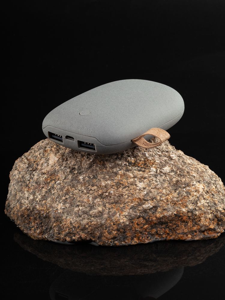    Pebble 7800 mAh, 