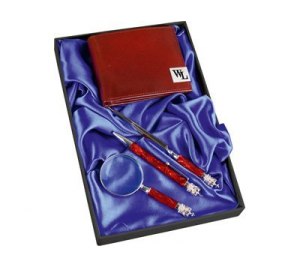  William Lloyd: ,  , ,     